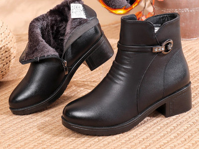 Zategnute pamučne cipele ženske zimske plus baršunaste zadebljane tople neklizajuće majčine cipele mekani potplat bakine cipele čizme za snijeg za srednje i starije osobe