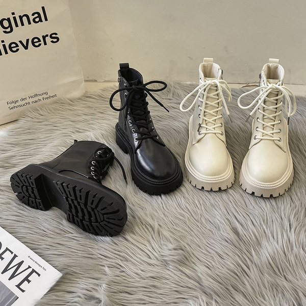 Ženske kožne čizme s vezicama i grubim potplatom