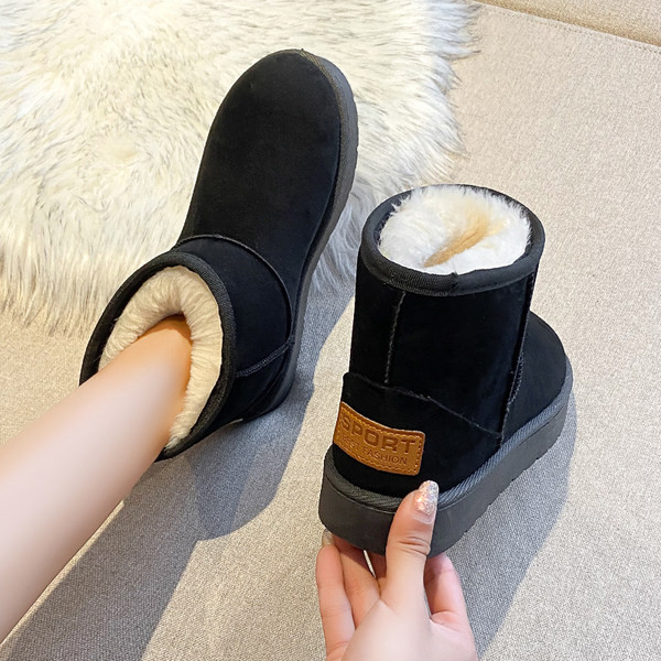 Нов модел дамски заоблени боти с мека подплата