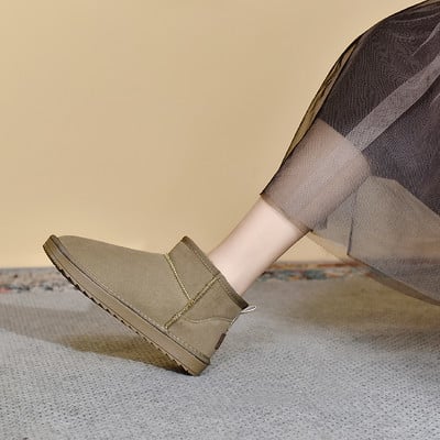 Зимни дамски боти с равна подметка