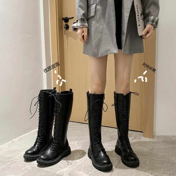 Ženske čizme na vezice i do koljena