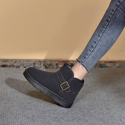 Ženske tople čizme s kopčom i ravnim potplatom