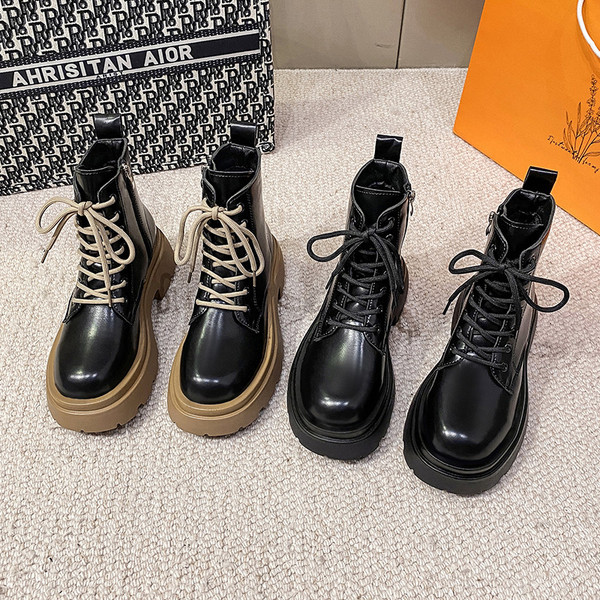 Ženske čizme od umjetne kože sa vezicama