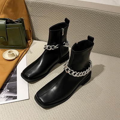 Ženske četvrtaste čizme s metalnim lancem i kopčanjem na zip