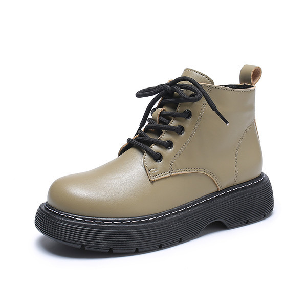 Дамски боти с връзки и равна подметка