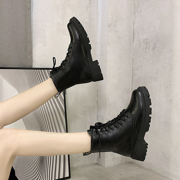 Kubanske čizme od umjetne kože s vezicama