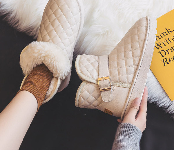 Moderne ženske majice s kopčom i toplom postavom