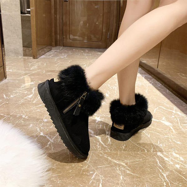 Ženske čizme s ravnim đonom i eko puhom