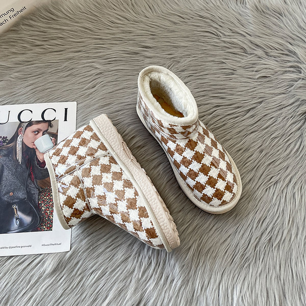 Ženske kožne čizme sa toplom postavom u dvije boje