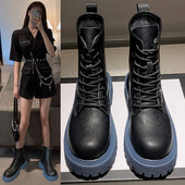 Moderne ženske čizme od eko kože sa đonom u boji