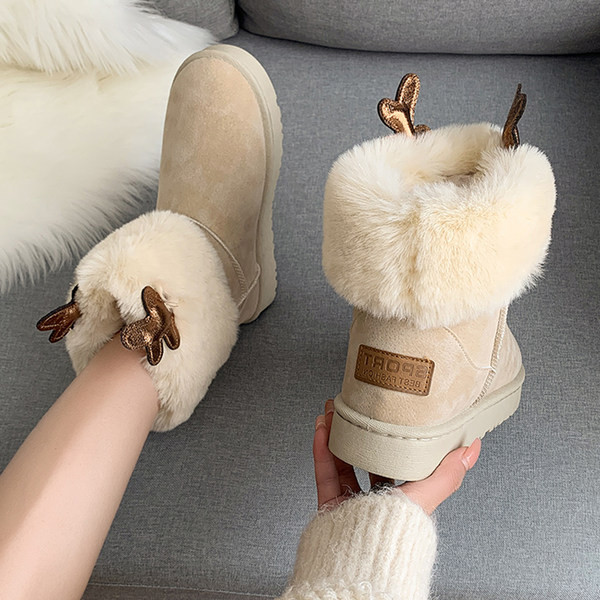 Ženske moderne čizme s mekom postavom i 3D elementima