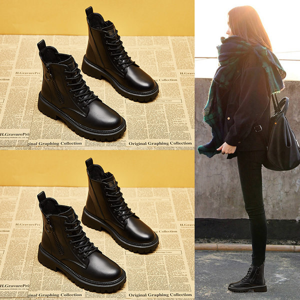 Obični model ženskih čizama na pertlu i rajsferšlus u crnoj boji