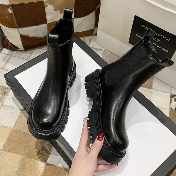 Ženske kubanke sa visokim grubim đonom - od eko kože