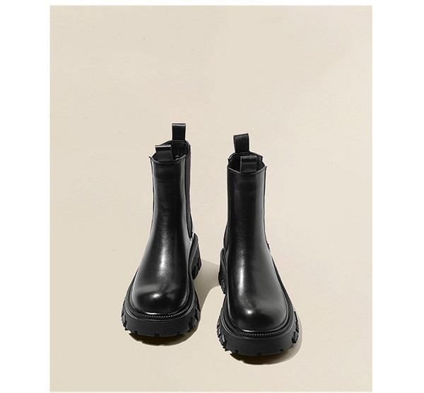 Kožne ženske čizme običan model