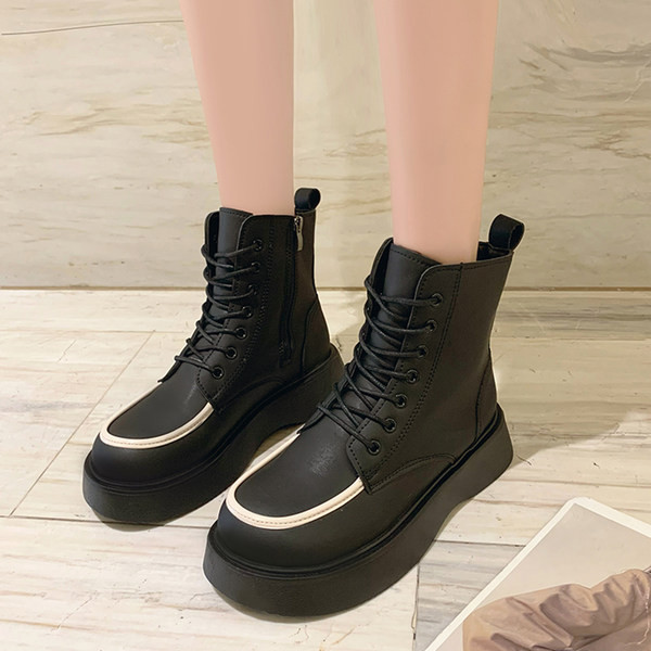 Kožne ženske čizme na vezice - ravan potplat