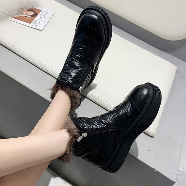 Зимни топли боти с цип 