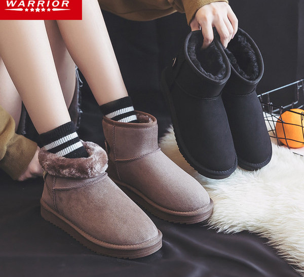 Зимни боти от еко велур с бродерия и  топла подплата