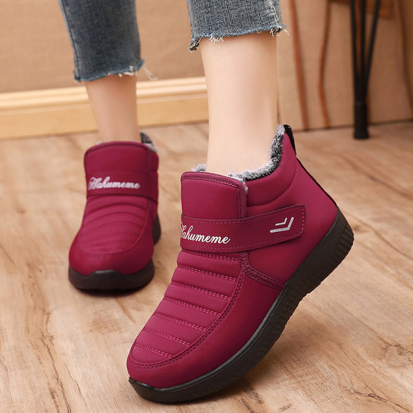 Ženske tople čizme sa natpisom pogodne za zimu