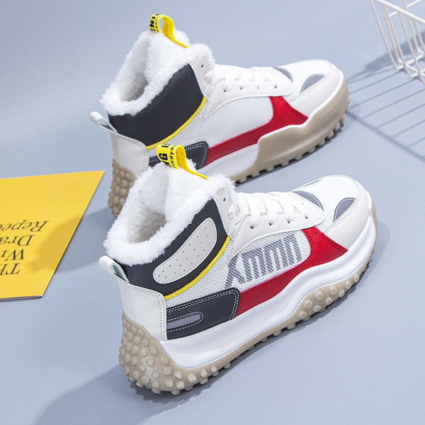 Ženske čizme s toplom postavom i vezicama