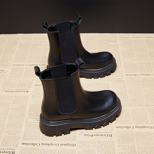 Ženske čizme na lastiku, čisti model od eko kože