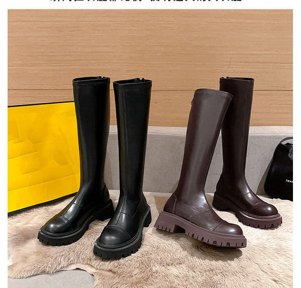 Elegantne ženske čizme sa zaobljenim uzorkom na patentni zatvarač