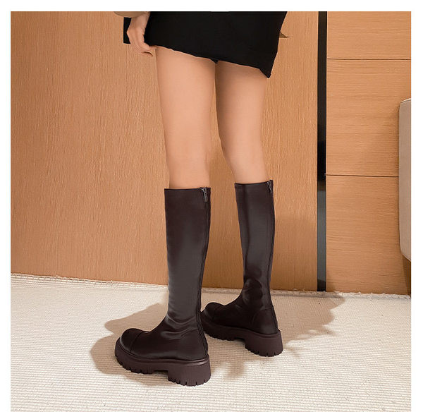 Elegantne ženske čizme sa zaobljenim uzorkom na patentni zatvarač