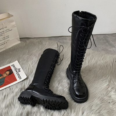 Novi model ženskih čizama od umjetne kože sa vezicama - crne boje