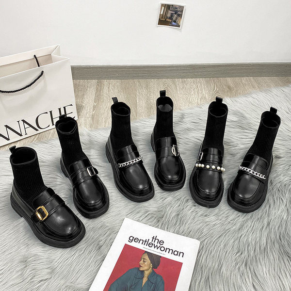 Стилни дамски боти от еко кожа в четири модела