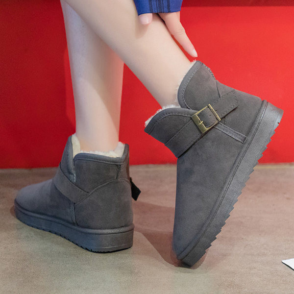 Ženske čizme od umjetnog antilopa s kopčom