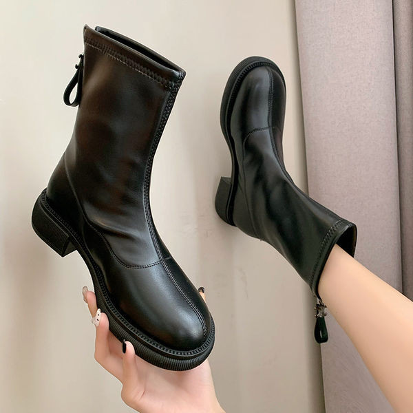 Ženske kožne čizme s ravnim đonom