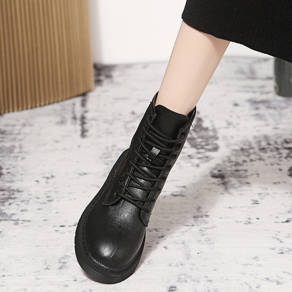 Ženske čizme od eko kože sa vezicama jednobojni model