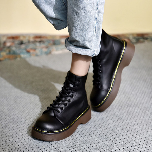 Kožne ženske čizme sa vezicama u tri boje