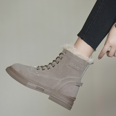 Ženske zimske čizme s toplom postavom i vezicama