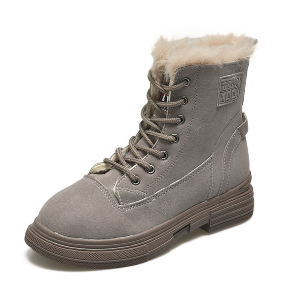 Ženske zimske čizme s toplom postavom i vezicama