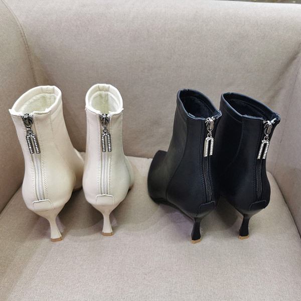 Moderne čizme na špic s petom 5,5 cm