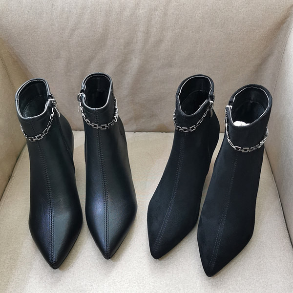 Ženske čizme na špic s visokom petom 5,5 cm i ukrasnim kamenčićima