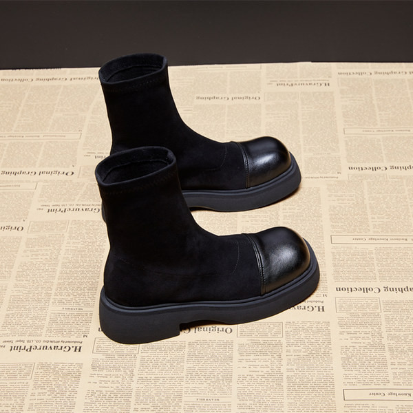 Ženske zimske čizme sa debelim đonom - crne i smeđe