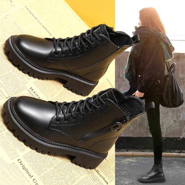 Ležerne čizme u crnoj boji s patentnim zatvaračem za žene