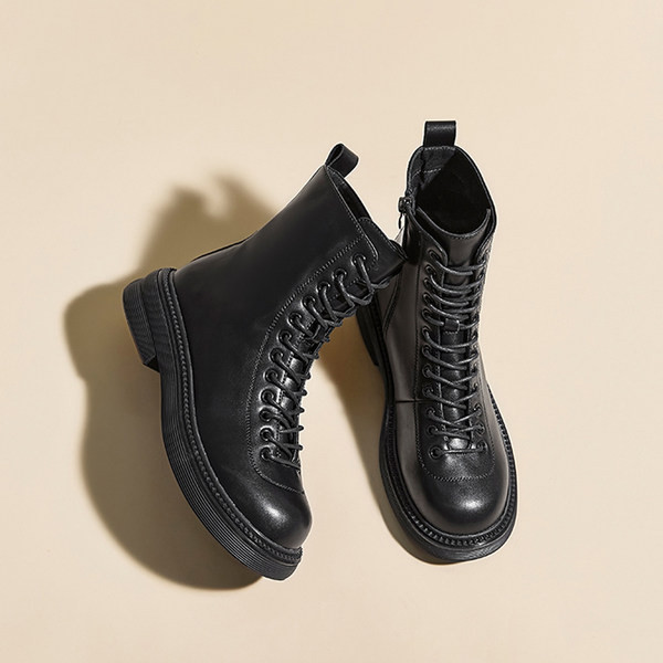 Moderne ženske čizme od eko kože sa vezicama