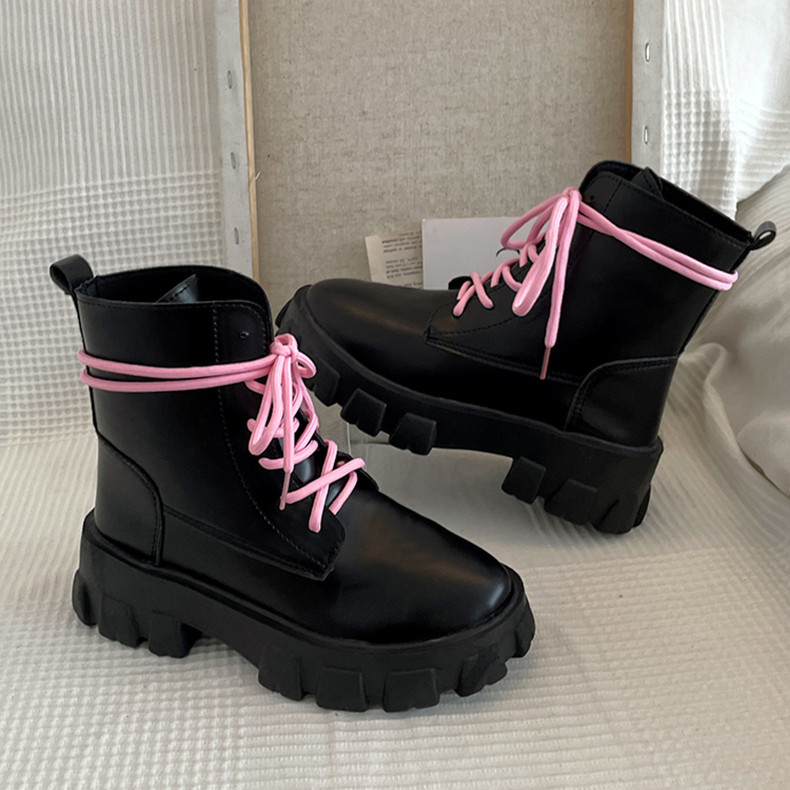 Ženske čizme s debelim đonom i vezicama u boji