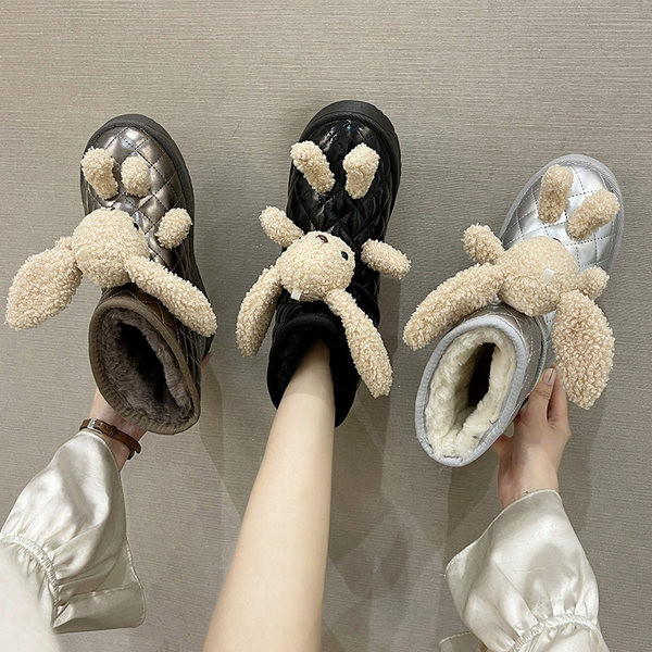 Ženske čizme s 3D elementom i ravnim potplatom