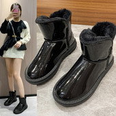 Ženske lakirane čizme s toplom postavom