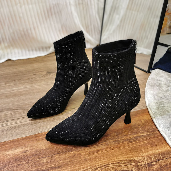 Ženske čizme od eko brušene kože - dva modela