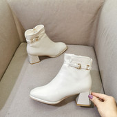 Ženske čizme s debelom četvrtastom petom 5 cm i metalnom kopčom