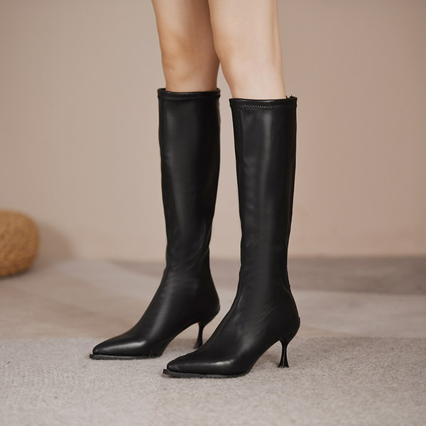 Elegantne čizme do koljena na špic s niskom petom