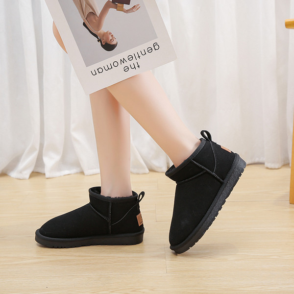 Ženske zimske čizme s toplom postavom - ravni potplat