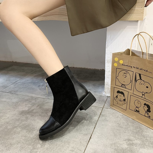 Ženske čizme sa ravnim đonom - crne boje