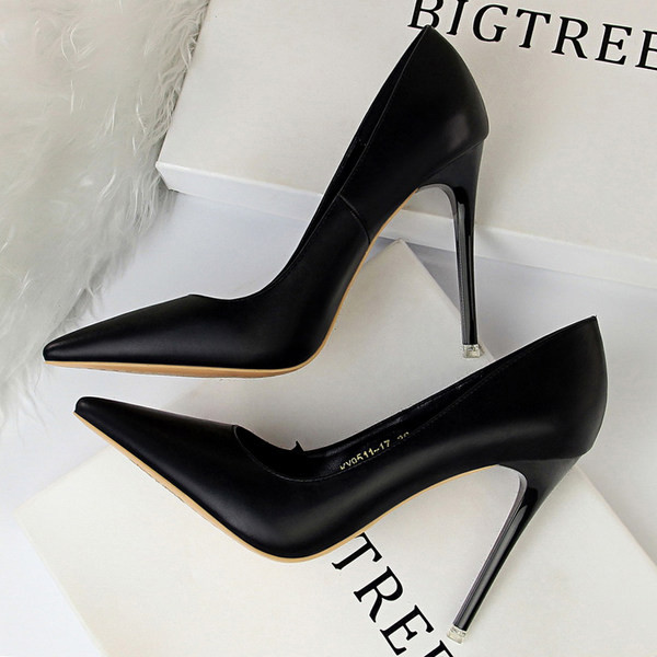 Ženske cipele na špic sa tankom petom 10,5 cm