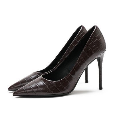 Elegantne ženske cipele sa visokom tankom petom od 10 cm