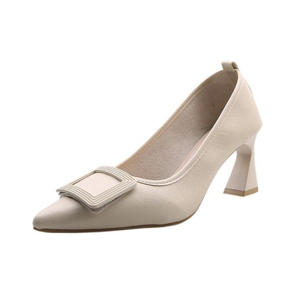 Ženske cipele na petu 7 cm - model na špic